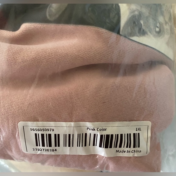 NEW Taylor Swift ERAS “Karma is a Cat” pullover crewneck - Picture 4 of 4